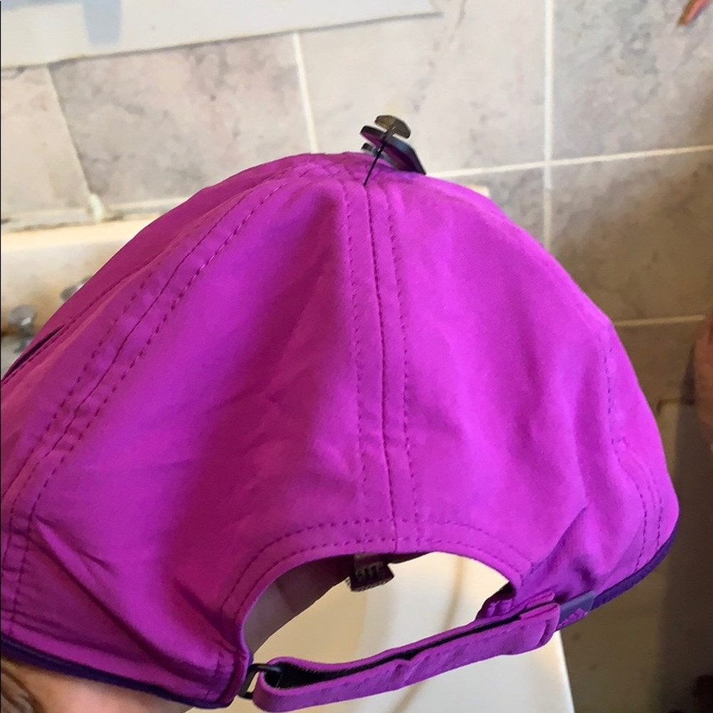 Adidas hat - Picture 2 of 6